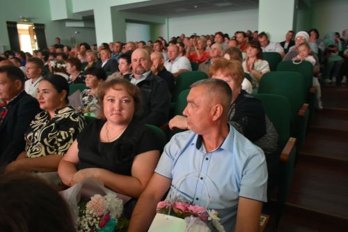 Яркие моменты единого выпускного в Кайбицком районе
