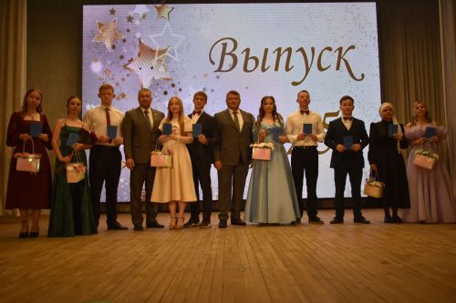 Яркие моменты единого выпускного в Кайбицком районе