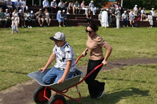 Кайбыч Сабан туенда тырыш, эшчән халкыбыз рәхәтләнеп күңел ачты, ял итте