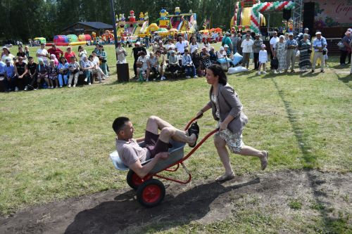 Кайбыч Сабан туенда тырыш, эшчән халкыбыз рәхәтләнеп күңел ачты, ял итте