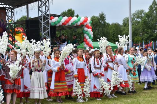 Кайбыч Сабан туенда тырыш, эшчән халкыбыз рәхәтләнеп күңел ачты, ял итте