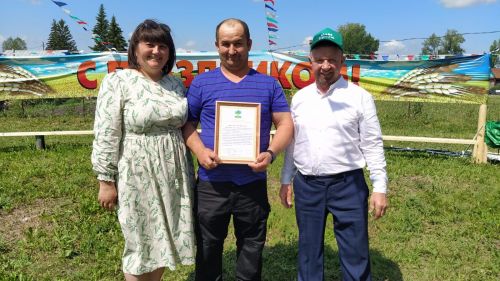 На Сабантуе в Большом Русакове разыграли двух баранов