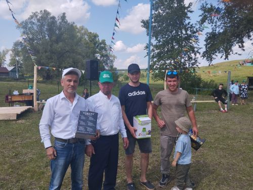 На Сабантуе в Большом Русакове разыграли двух баранов