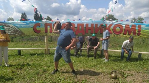 На Сабантуе в Большом Русакове разыграли двух баранов