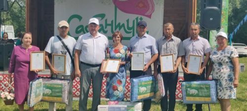 Кушкүл авылы янындагы аланлыгында Сабантуй гөрләде