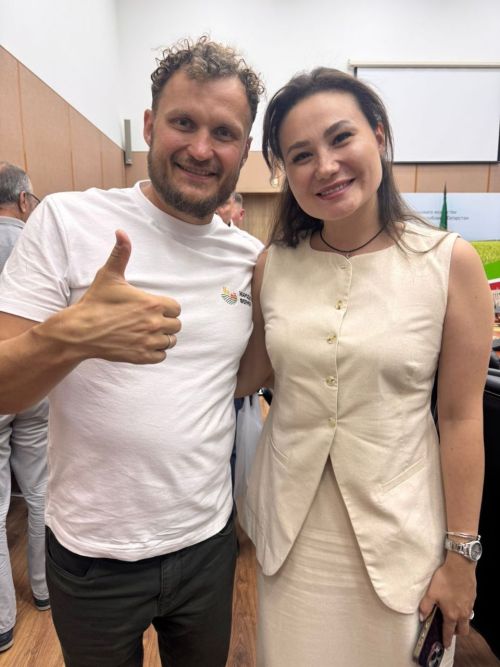 Индивидуальный предприниматель Алсу Мутыгуллина из Больших Кайбиц приняла участие в бизнес-обеде с фермерами Татарстана