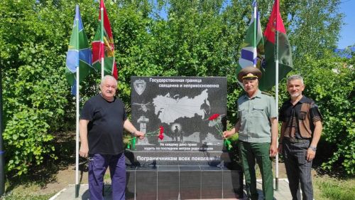 Генерал-лейтенант, ветеран афганской и чеченской войн — земляк родом из Янсуринского — посетил свои родные места в Кайбцах