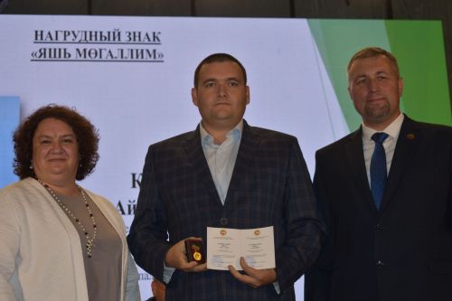 На августовской конференции в Кайбицах наградили отличившихся педагогов