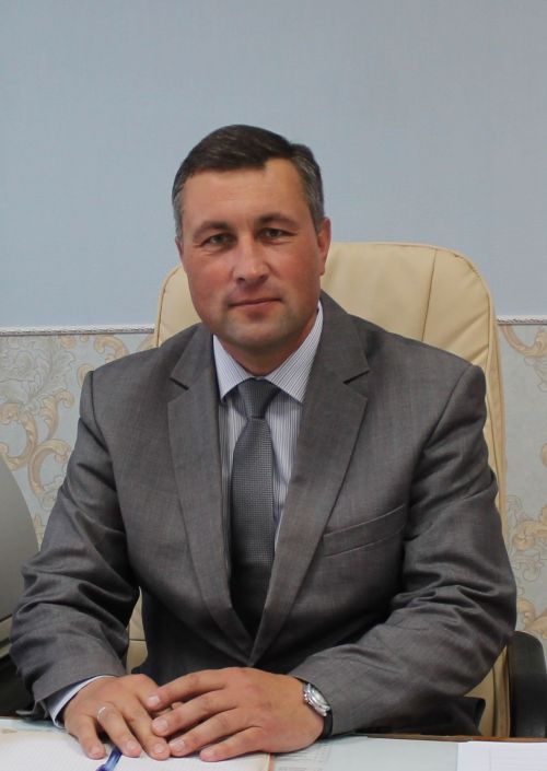 Хөрмәтле педагоглар, мәгариф хезмәткәрләре, педагогик хезмәт ветераннары!