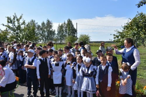 Чүти мәктәбендә 1 сентябрьдә Геройлар хөрмәтенә элмә такталар ачылды