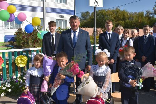 В Ульянкове в День знаний состоялся запоминающийся праздник