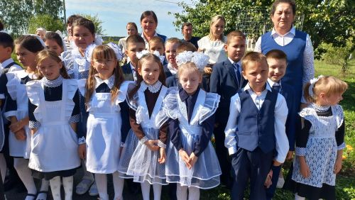 Чүти мәктәбендә 1 сентябрьдә Геройлар хөрмәтенә элмә такталар ачылды