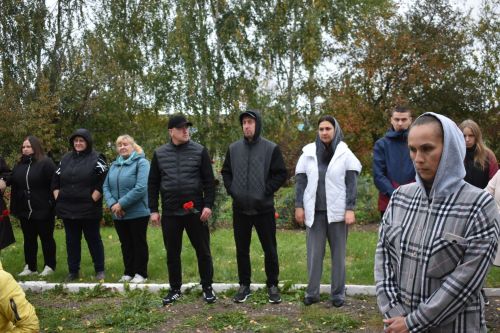 В Надеждине открыли мемориальную доску в память о погибших в спецоперации