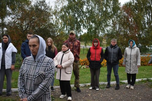В Надеждине открыли мемориальную доску в память о погибших в спецоперации