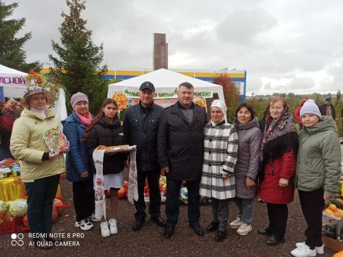 В Кайбицах состоялся праздник «Дары осени» - осенняя ярмарка с участием школ района