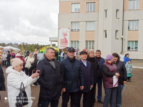 В Кайбицах состоялся праздник «Дары осени» - осенняя ярмарка с участием школ района