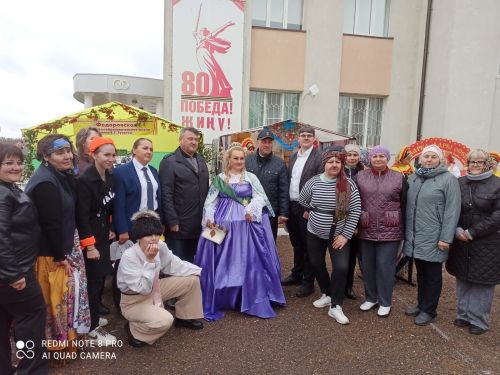 В Кайбицах состоялся праздник «Дары осени» - осенняя ярмарка с участием школ района