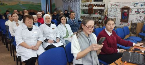 Иске Тәрбит авылында үткән халык җыенында рәхмәт сүзләре күп яңгырады