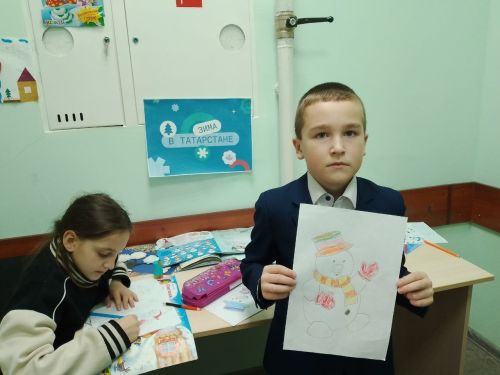 В Багаевской сельской библиотеке прошел творческий час под названием «Снеговик»