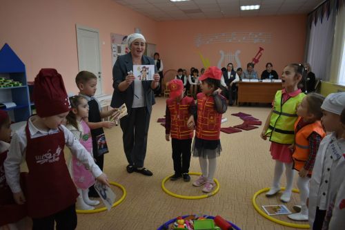 Кайбычның «Ел тәрбиячесе»н ачыкладылар