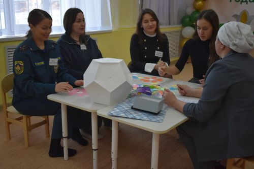 Кайбычның «Ел тәрбиячесе»н ачыкладылар