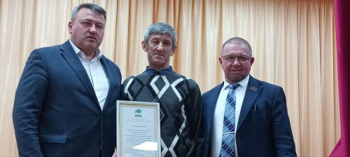 Олы Урсакта халык җыенында башкарган эшләре турында сөйләделәр