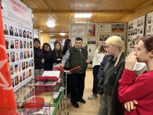 Студенческий отряд снежного десанта «Метель» из Казанского государственного института культуры и искусств с радостью посетил музей Кайбицкого края