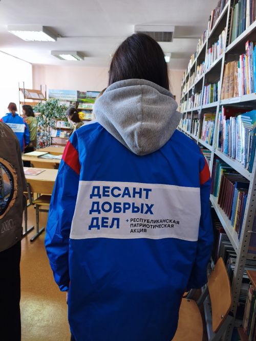 «Снежный десант Российских студенческих отрядов» отряд «Метель» приехал в Кайбицкий район и посетил школу искусств