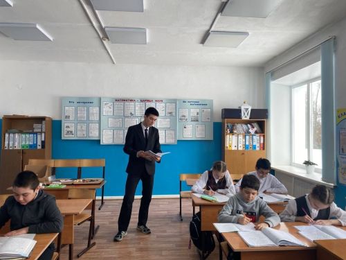 В Хозесановской школе прошел День самоуправления