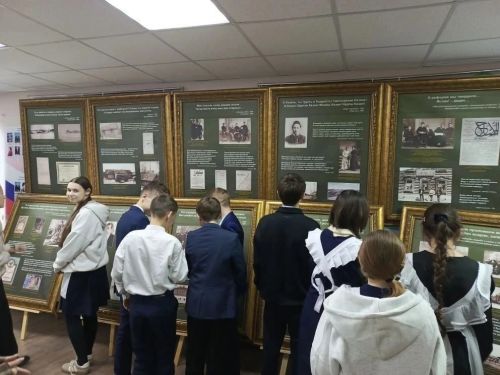 Учащиеся Старотябердинской школы побывали на выставке в музее Кайбицкого края