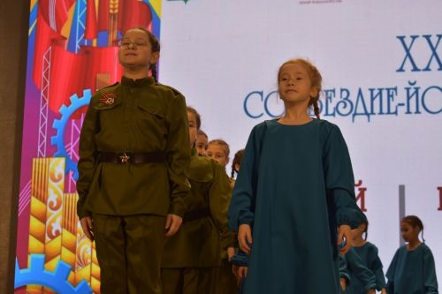 Районный тур фестиваля «Созвездие — Йолдызлык» объединил талантливых кайбицких ребят на одной сцене