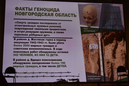 Ветераны из Казани показали в Кайбицах литературно-музыкальный спектакль «Поклонимся великим тем годам»