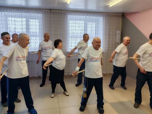 Жителей дома‑интерната села Фёдоровского оздоравливают с помощью гимнастики