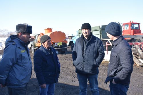 В Кайбицком районе проверили готовность техники к весенне-полевым работам