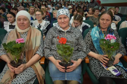 В преддверии женского праздника в Кайбицах состоялся большой концерт