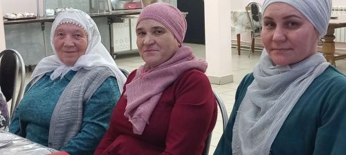 Шәхси эшмәкәр СВОдагыларның әниләре һәм хатыннары өчен ифтар ашы үткәрде