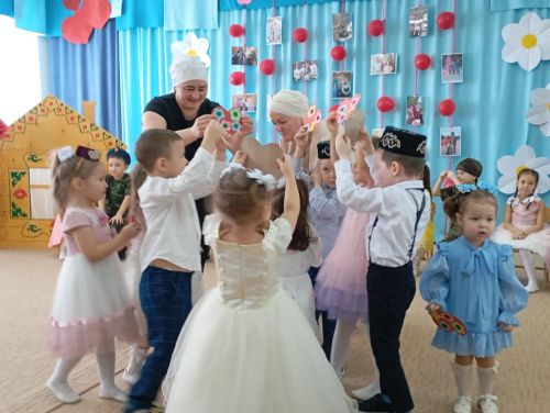 Кошманның «Тиенкәй» балалар бакчасында Гаилә бәйрәме узды