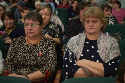 В преддверии женского праздника в Кайбицах состоялся большой концерт