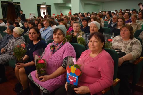 В преддверии женского праздника в Кайбицах состоялся большой концерт