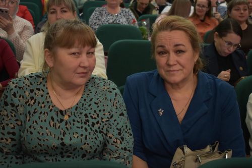В преддверии женского праздника в Кайбицах состоялся большой концерт