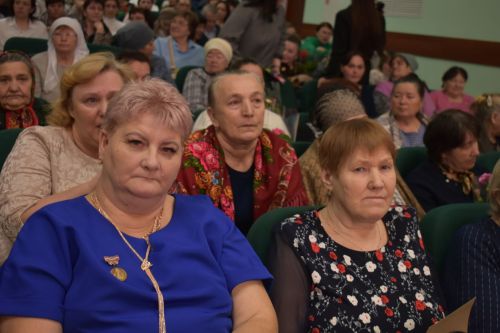 В преддверии женского праздника в Кайбицах состоялся большой концерт