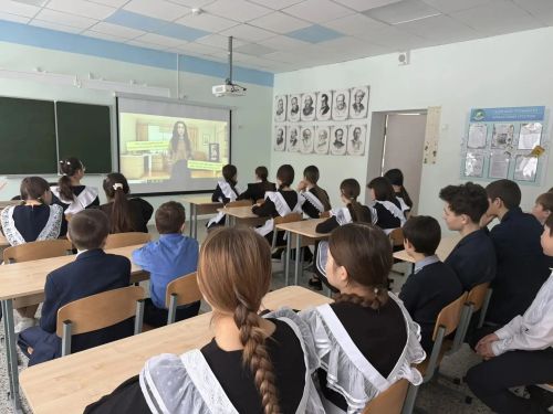 В Старотябердинской школе обсудили цифровую безопасность