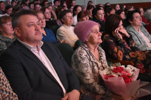 В преддверии женского праздника в Кайбицах состоялся большой концерт