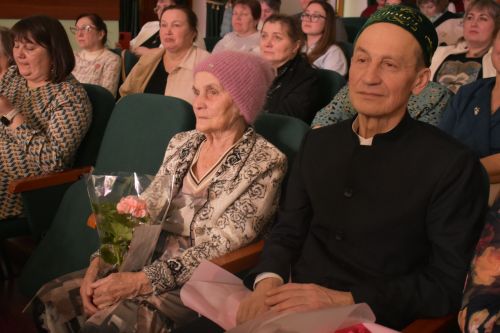 В преддверии женского праздника в Кайбицах состоялся большой концерт