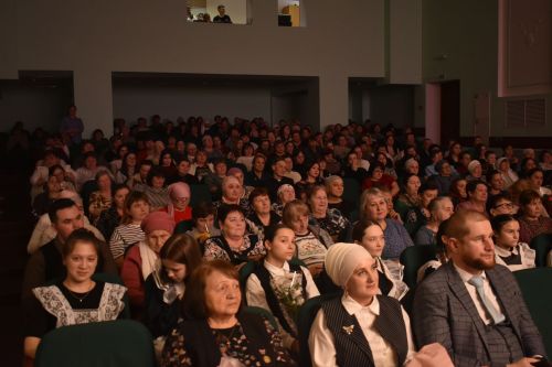 В преддверии женского праздника в Кайбицах состоялся большой концерт