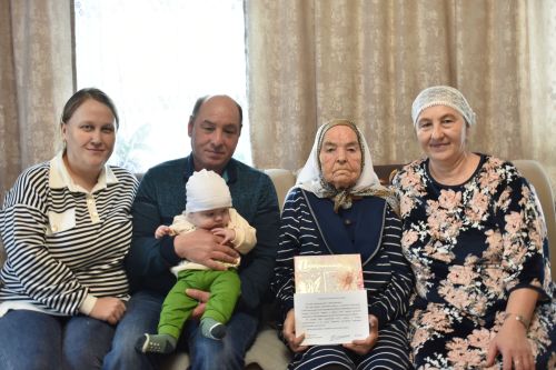 Ленинград камалышын үз күзләре белән күргән якташыбызны туган көне белән котладылар