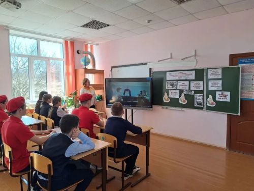 Память сильнее времени: час памяти в Берлибашской школе