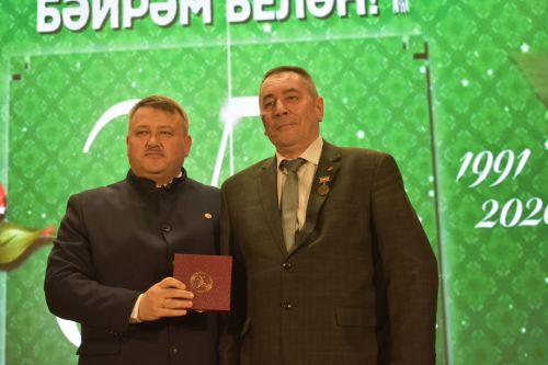 На торжестве по случаю 35-летия образования Кайбицкого района чествовали кайбичан, удостоившихся государственных наград