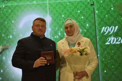 На торжестве по случаю 35-летия образования Кайбицкого района чествовали кайбичан, удостоившихся государственных наград