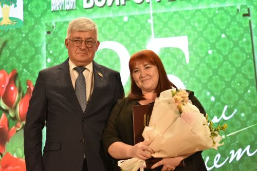 На торжестве по случаю 35-летия образования Кайбицкого района чествовали кайбичан, удостоившихся государственных наград